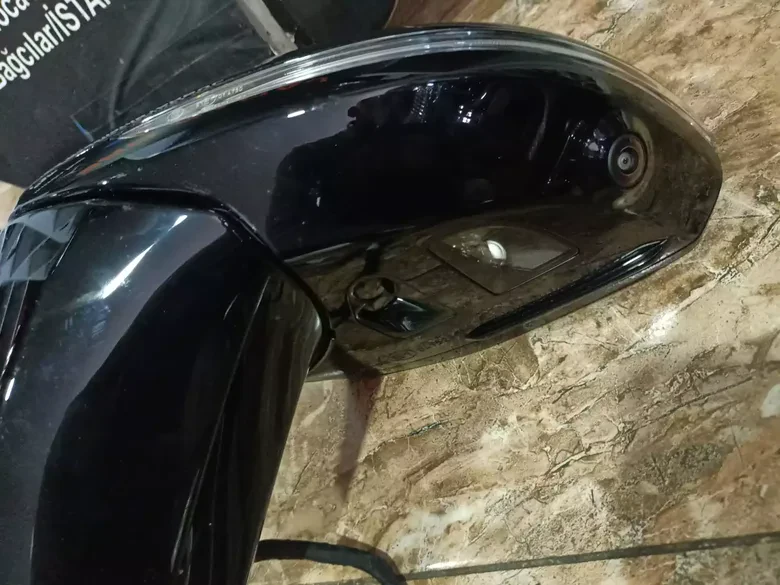 Mercedes Eqs V297 Sağ Sol Ayna Şerit Takipli Kameralı