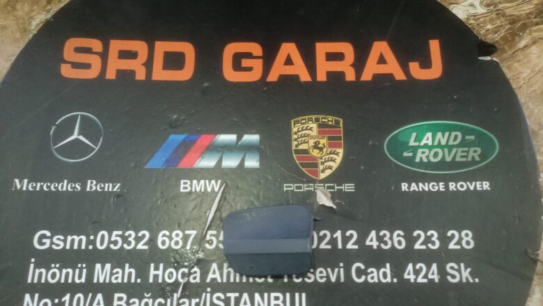 Mercedes GLA W156 Ön Çeki Kapağı A1568852501