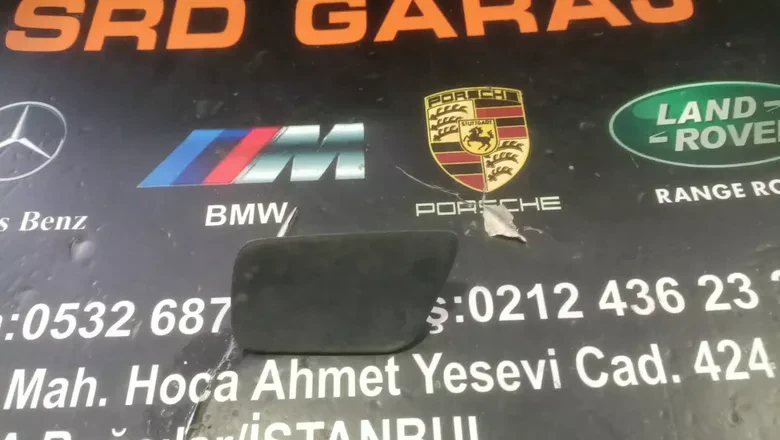 Mercedes GLA W156 Ön Çeki Kapağı A1568852501