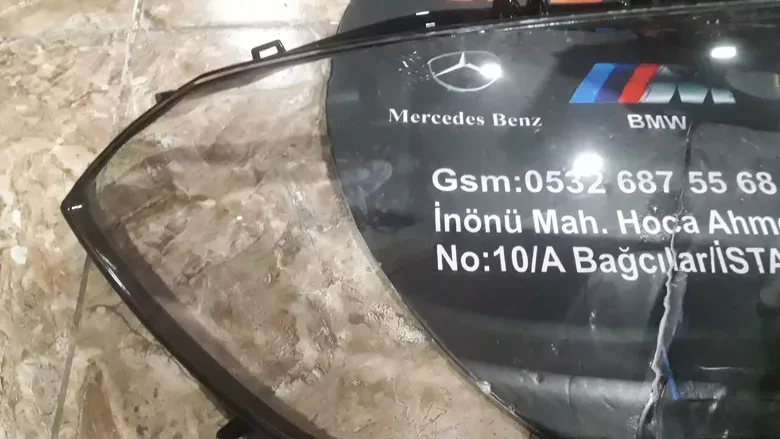 Mercedes GLA W157 Sağ Sol Far Camı