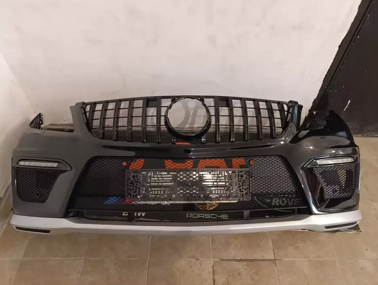 Mercedes ML Serisi W166 Çıkma Siyah Dolu Ön Tampon