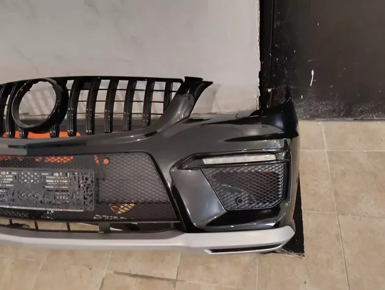 Mercedes ML Serisi W166 Çıkma Siyah Dolu Ön Tampon