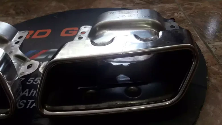 Mercedes S Serisi W221 Egzoz Başlıkları 2214903627-3527