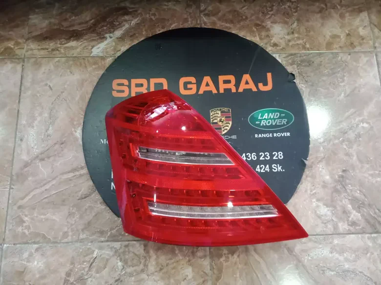 Mercedes S Serisi W221 Sol Stop Çıkma Orj 2218201364