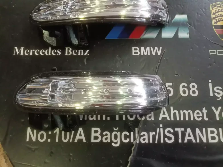 Mercedes SLK W171 Sağ Sol Ayna Sinyali A1718200421 A1718200321
