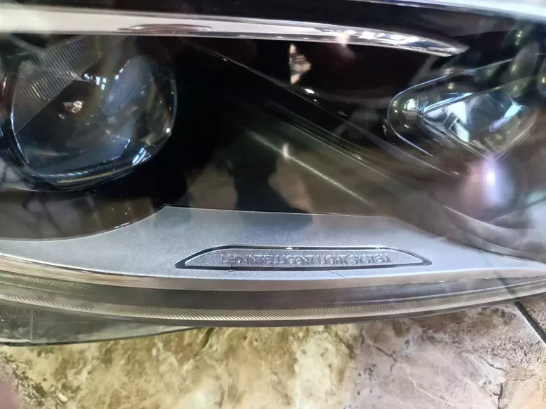 Mercedes Vito Sag LED Far