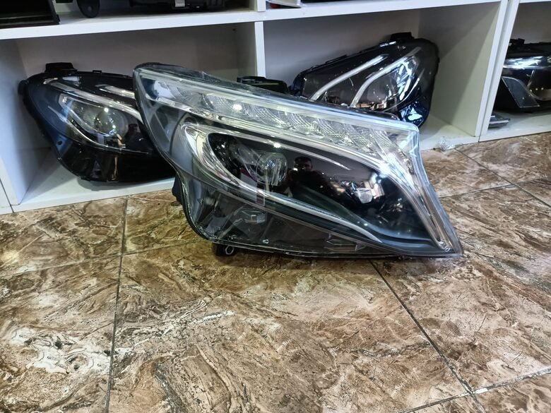 Mercedes Vito Sag LED Far