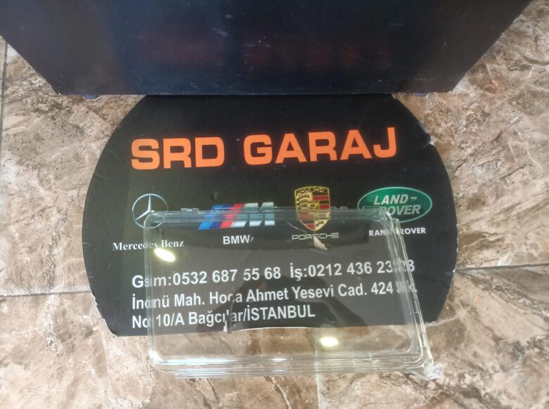 Mercedes W124 Sağ Far Camı