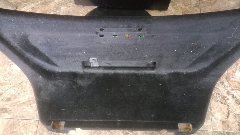 Mercedes W168 Bagaj Döşemesi