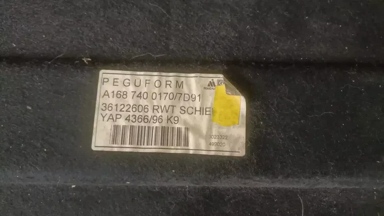 Mercedes W168 Bagaj Kapağı Döşemesi A1687400170