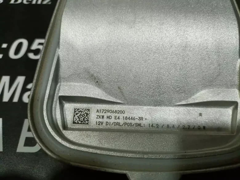 Mercedes W172 SLK SLC LED Far Beyni A1729068200 A1729068100