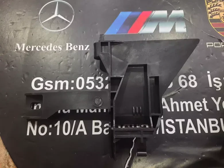 Mercedes W176 W246 C117 X156 Radyatör Braketi 2466210134