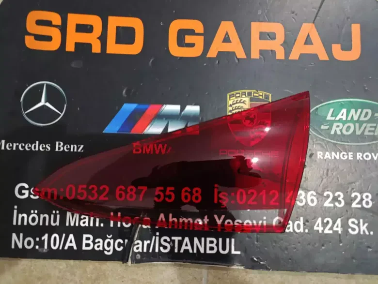 Mercedes W177 Hatchback Sağ İç Stop Camı