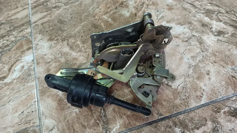 Mercedes W202 C180 C200 C220 Arka Kapı Kilidi Sağ 2027300635