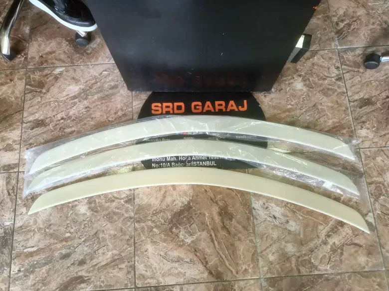 Mercedes W204 2007-14 Bagaj Spoileri 128CM A2047900388
