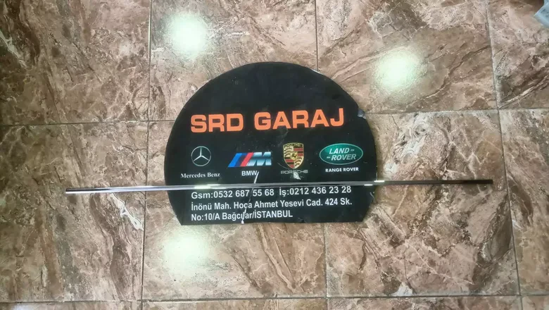 Mercedes W204 2007-14 Sağ Ön Kapı Nikelajı A2047200280