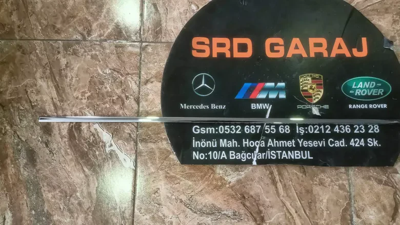 Mercedes W204 2007-14 Sağ Ön Kapı Nikelajı A2047200280