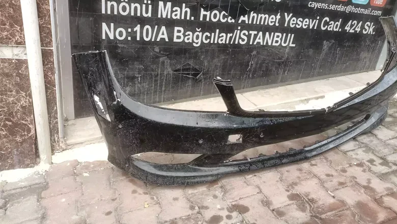 Mercedes W204 2007 2010 Çıkma Ön Tampon A2048853725