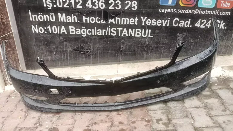 Mercedes W204 2007 2010 Çıkma Ön Tampon A2048853725