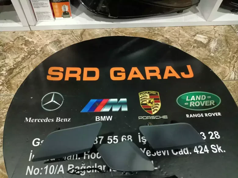 Mercedes W204 AMG Tampon Far Yikama Kapagi Ceki Kapağı