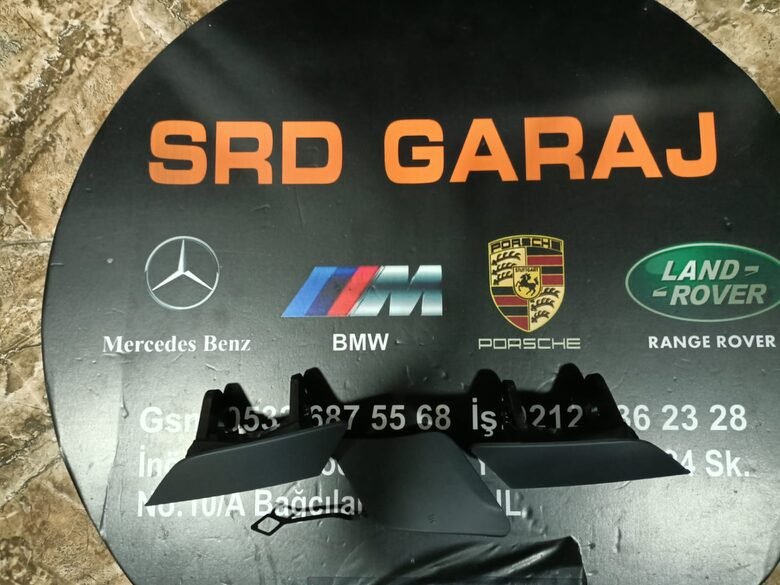 Mercedes W204 AMG Tampon Far Yikama Kapagi Ceki Kapağı