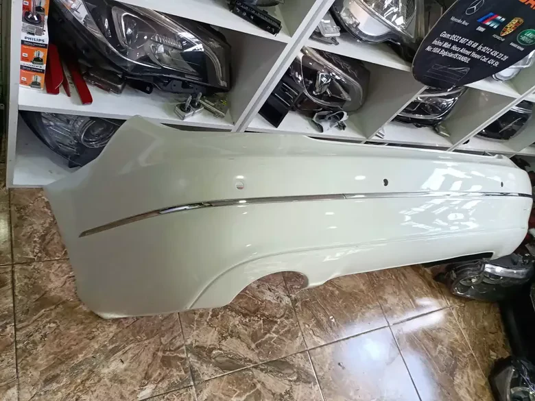 Mercedes W204 C Serisi Makyajli Arka Tampon Dolu Hatasz
