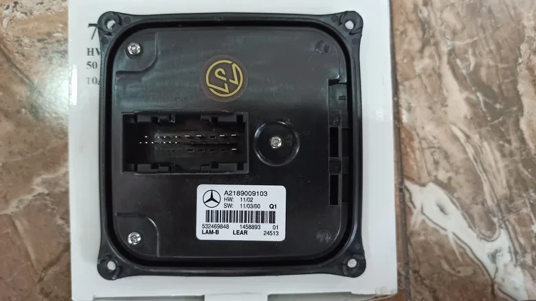 Mercedes W204 LED Far Beyni A2189009103