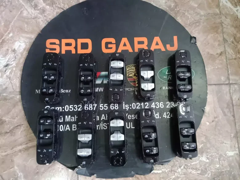Mercedes W206 2023 Cam Düğmesi 2069007807 2069005611
