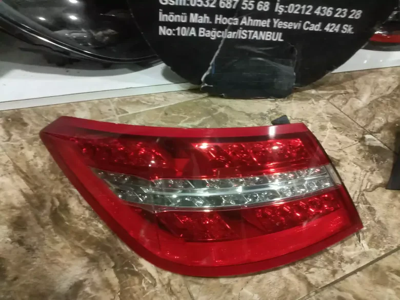 Mercedes W207 Copue Stop