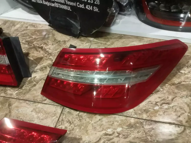 Mercedes W207 Copue Stop