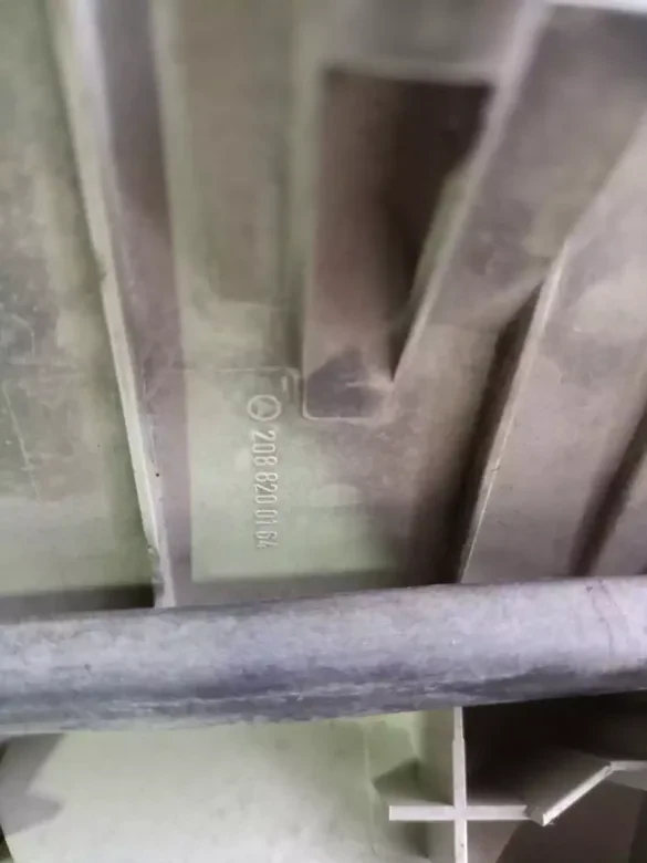 Mercedes W208 CLK Sol Dış Stop Duyu Üstünde A2088200164