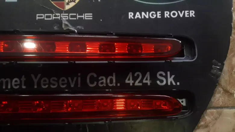 Mercedes W211 Bagaj 3.STOP 2118201556