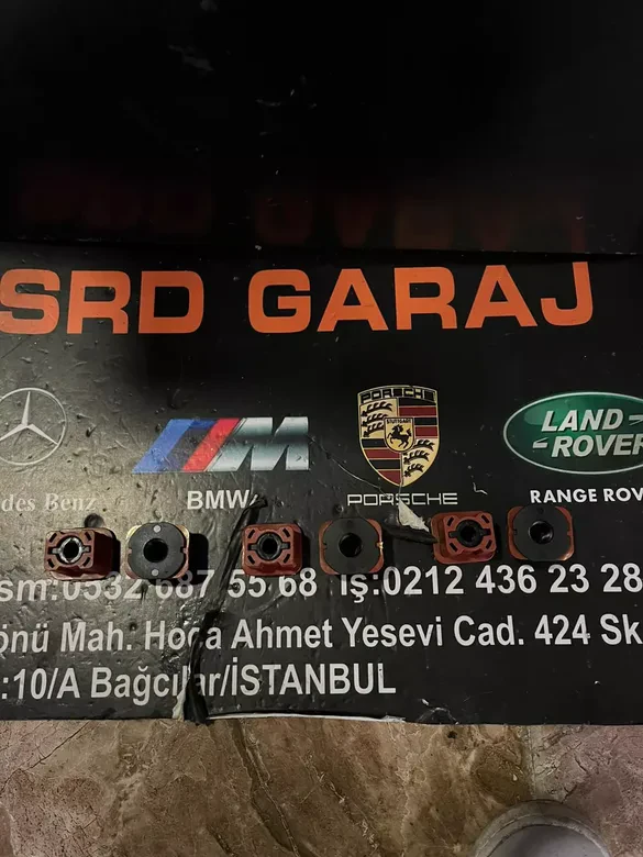 Mercedes W211 W221 W204 W212 W205 W213 W222 W169 W176 W245 Radyatör Takozu A1695040114