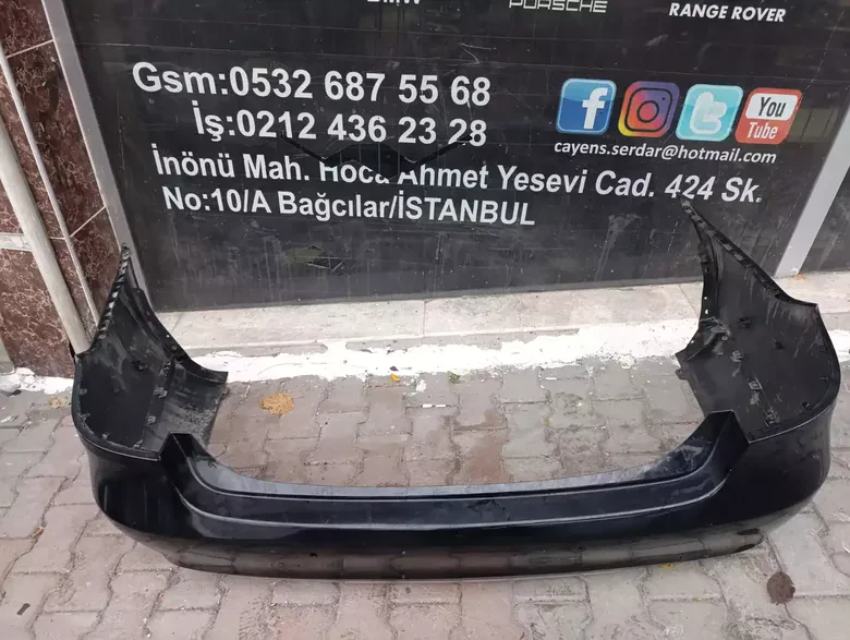 Mercedes W212 2013-16 Çıkma Siyah Arka Tampon