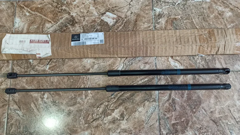 Mercedes W212 E180 E200 E220 Kaput Amortisörü 2048800029