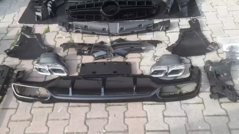 Mercedes W212 E63 Body Kit Set