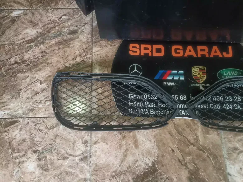 Mercedes W212 E63 Sağ Sol Tampon Izgarası Çıkma Yns