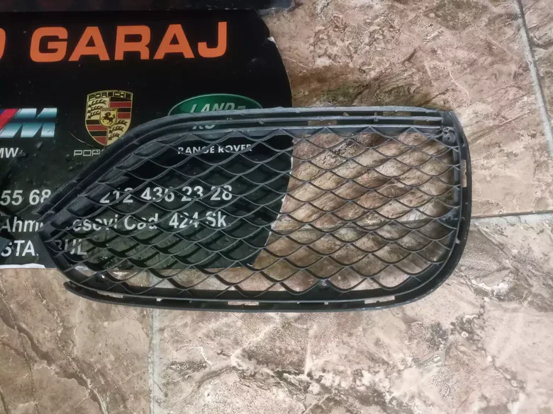 Mercedes W212 E63 Sağ Sol Tampon Izgarası Çıkma Yns