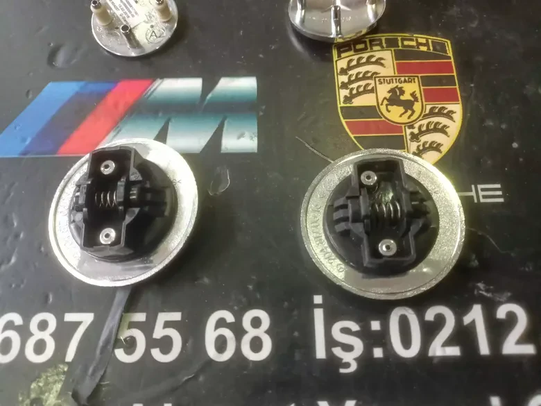 Mercedes W212 W205 W213 W204 Kaput Arması