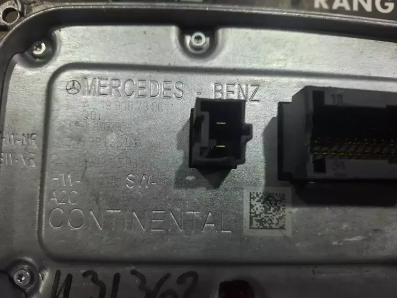 Mercedes W212 W246 C218 LED Far Beyni 2189007306