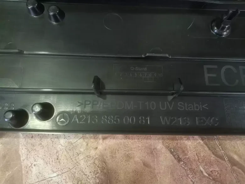 Mercedes W213 Ön Plakalık Sıfır Orjinal A2138850081 A2138800044