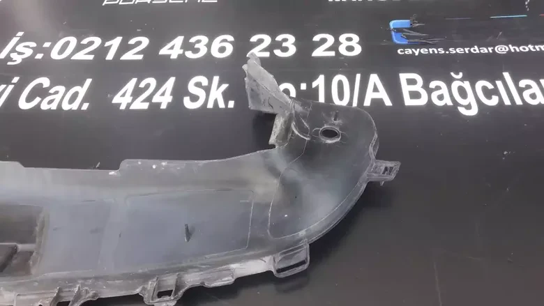 Mercedes W213 Tampon Hava Deflektörü 2138851100