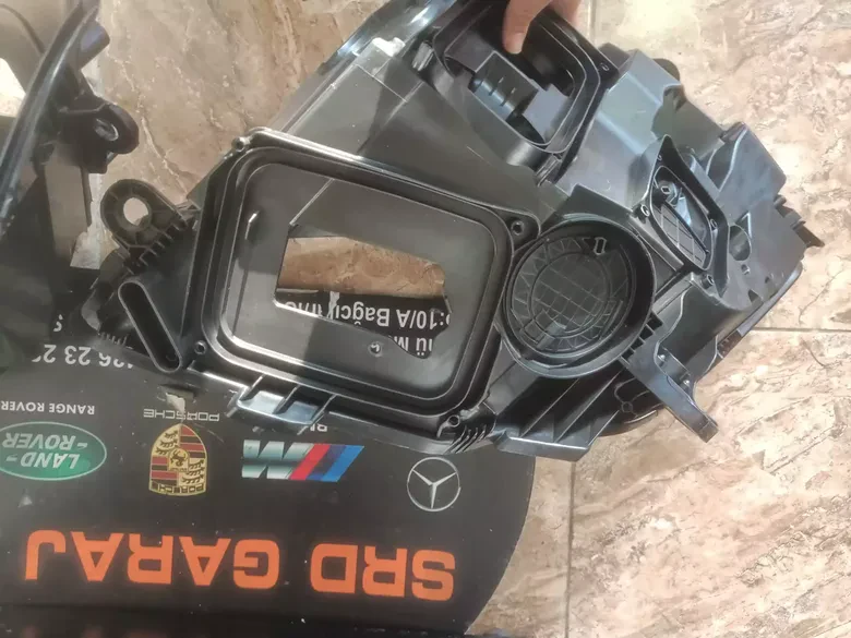 Mercedes W214 Light Sağ Sol Far Kasası