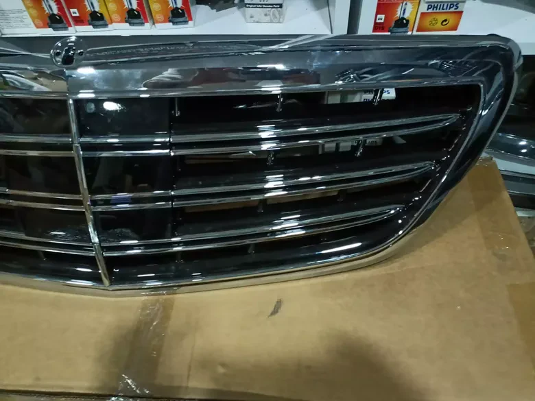 Mercedes W222 S65 Ön Panjur 2228801083
