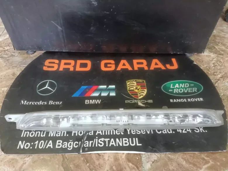 Mercedes W222 VİTO447 Arka Orta Reflektör Çıkma A2229060048