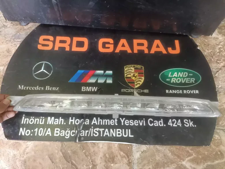 Mercedes W222 VİTO447 Arka Orta Reflektör Çıkma A2229060048
