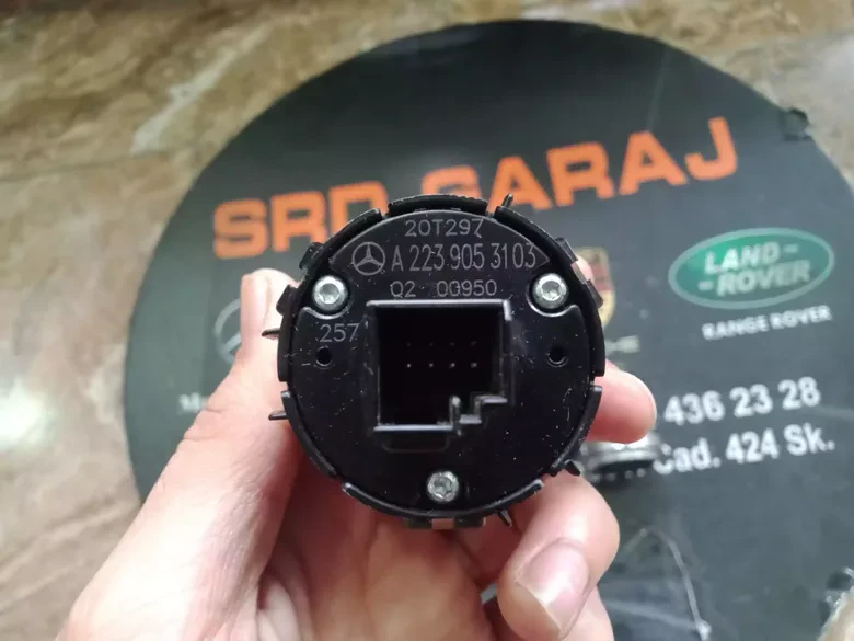 Mercedes W223 W212 Star Stop Düğmesi 2239053103