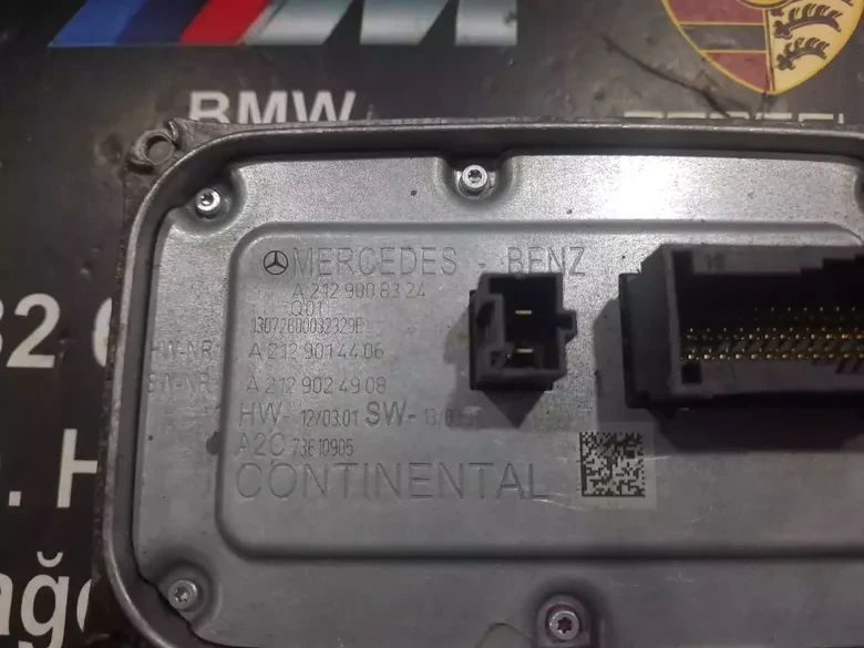 Mercedes W447 W212 W246 Far Beyni 2129008324