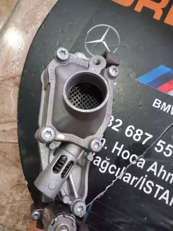 Mercedes Yağ Pompası 2701810000