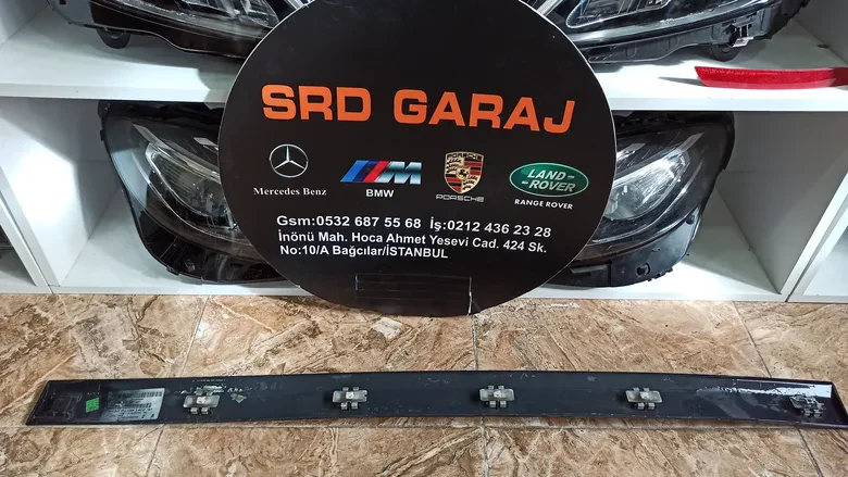 Mersedes Benz Vito Viano W639 Kapı Çıtası A6396901362